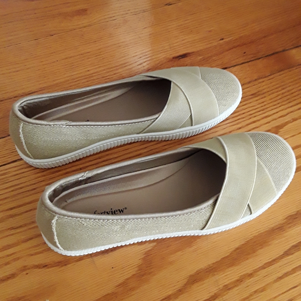 Women's shoes